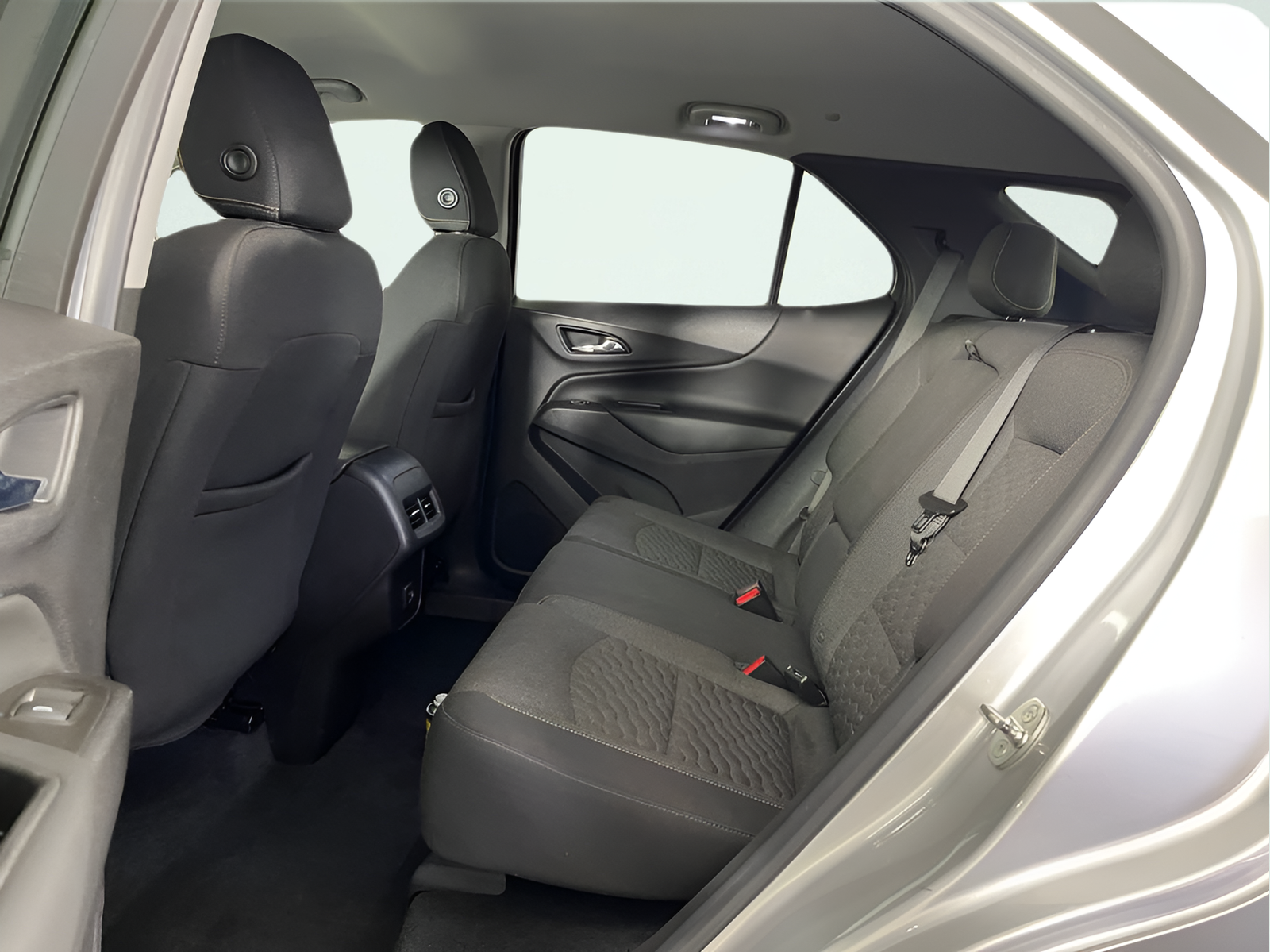Used 2021 Silver Ice Metallic Chevrolet LT image 12