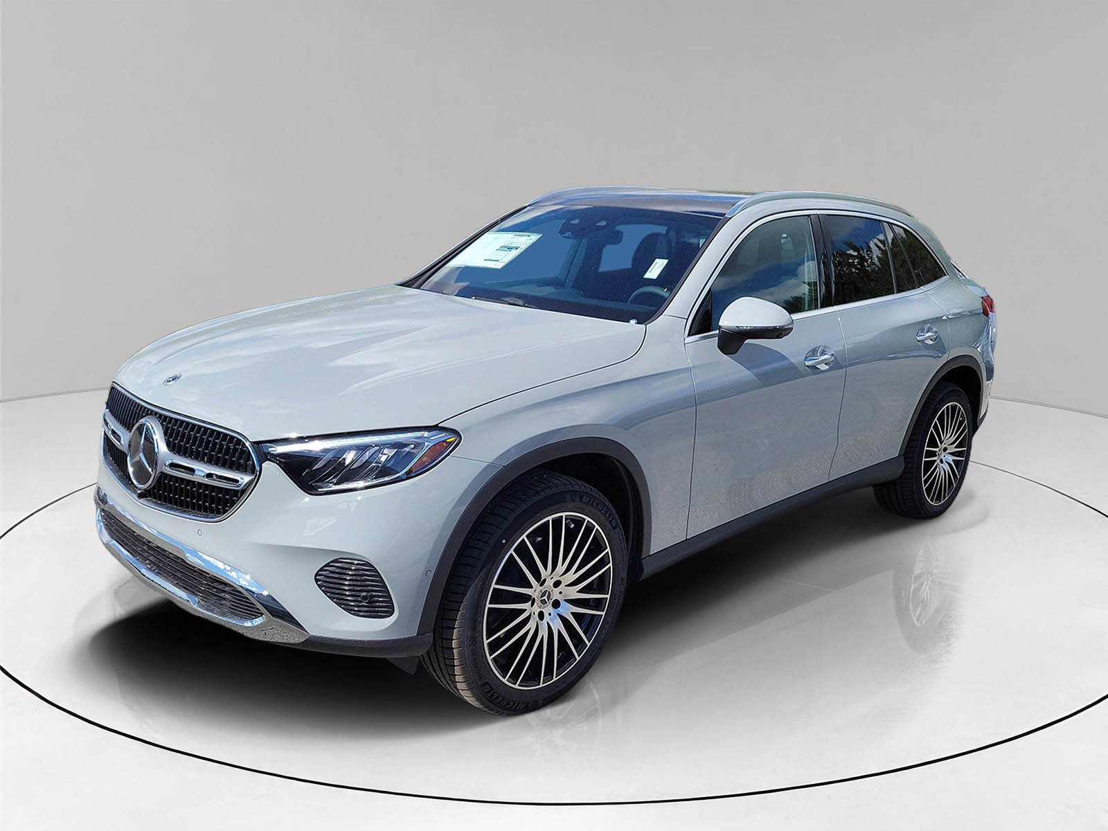 New 2026 MANUFAKTUR Alpine Grey Mercedes-Benz GLC 300 image 3