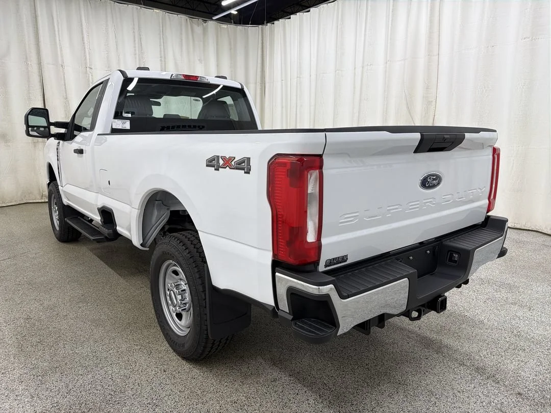 New 2026 Oxford White Ford F-350® XL image 9