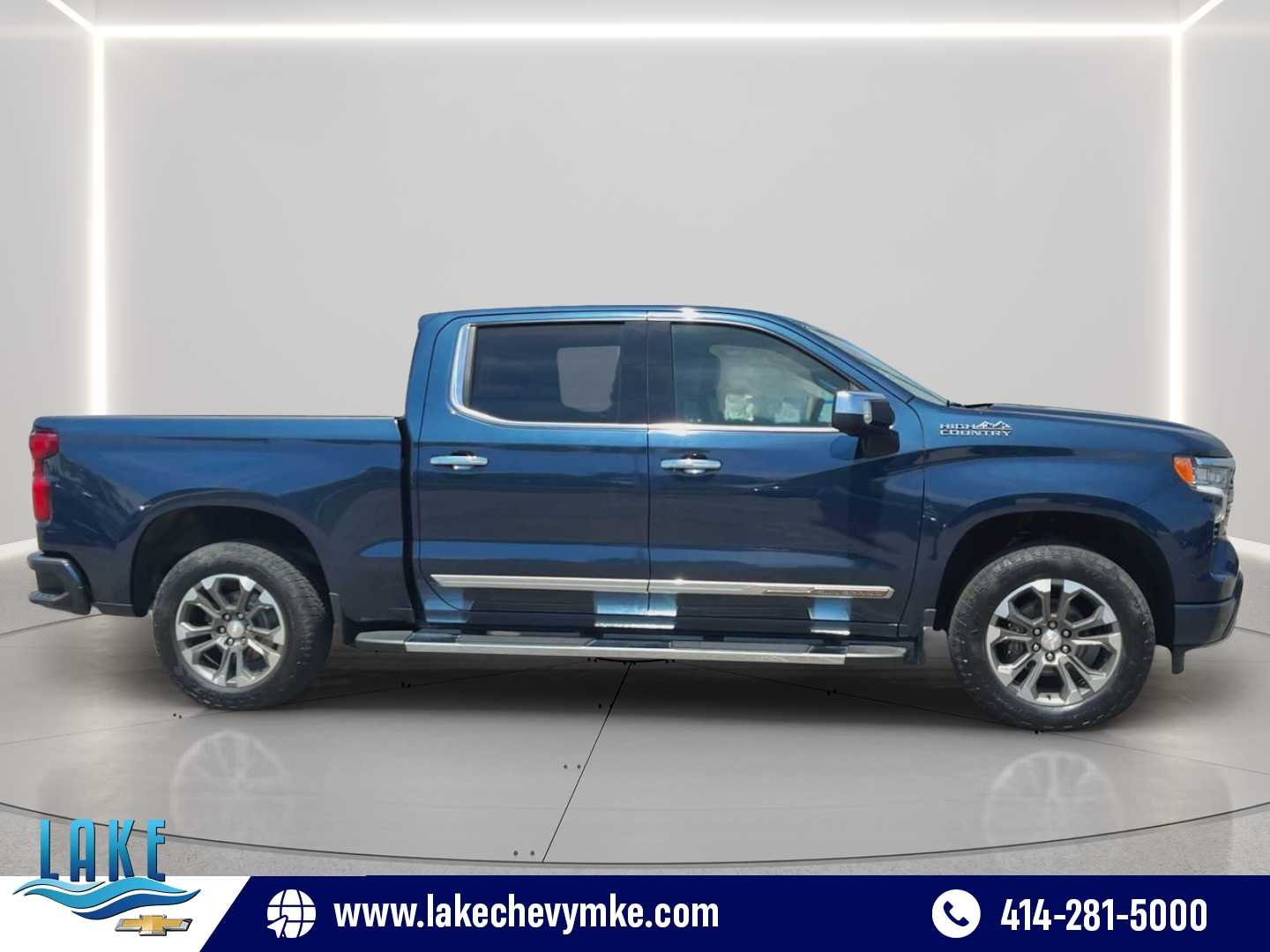 Certified Used 2022 Northsky Blue Metallic Chevrolet High Country image 9