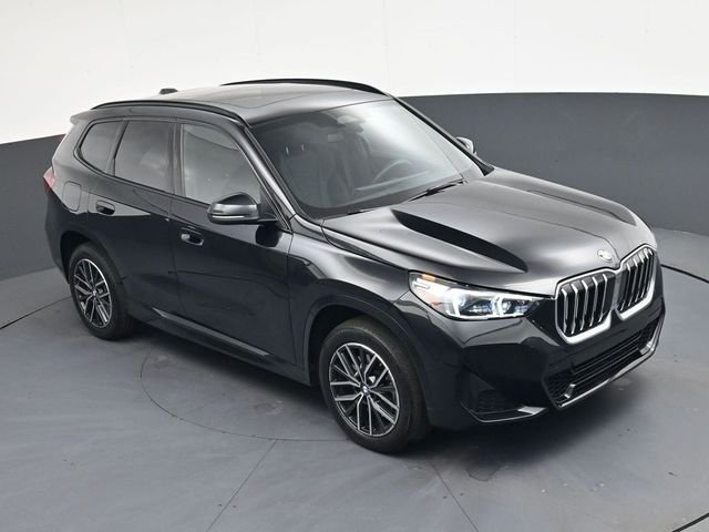 Used 2026 Black BMW xDrive28i image 19