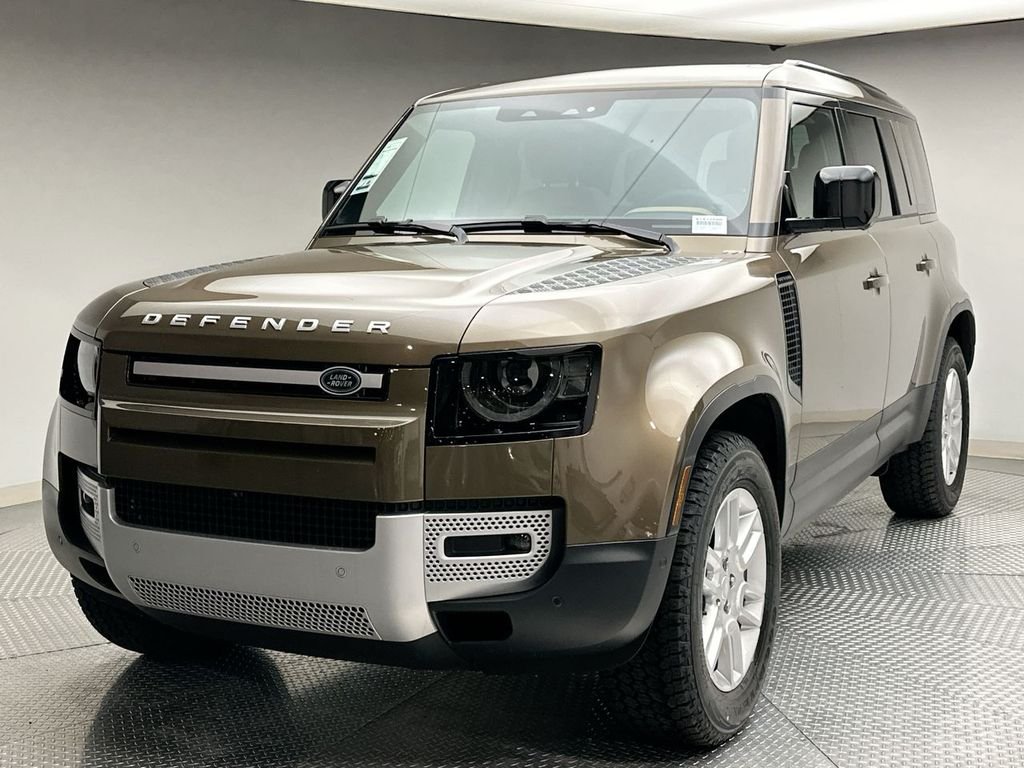 Used 2025 Gondwana Stone Metallic Land Rover S image 1