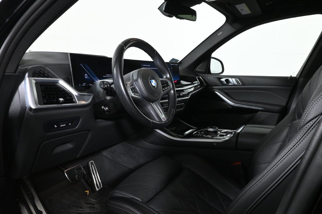 Certified Used 2024 Carbon Black Metallic BMW xDrive40i image 4