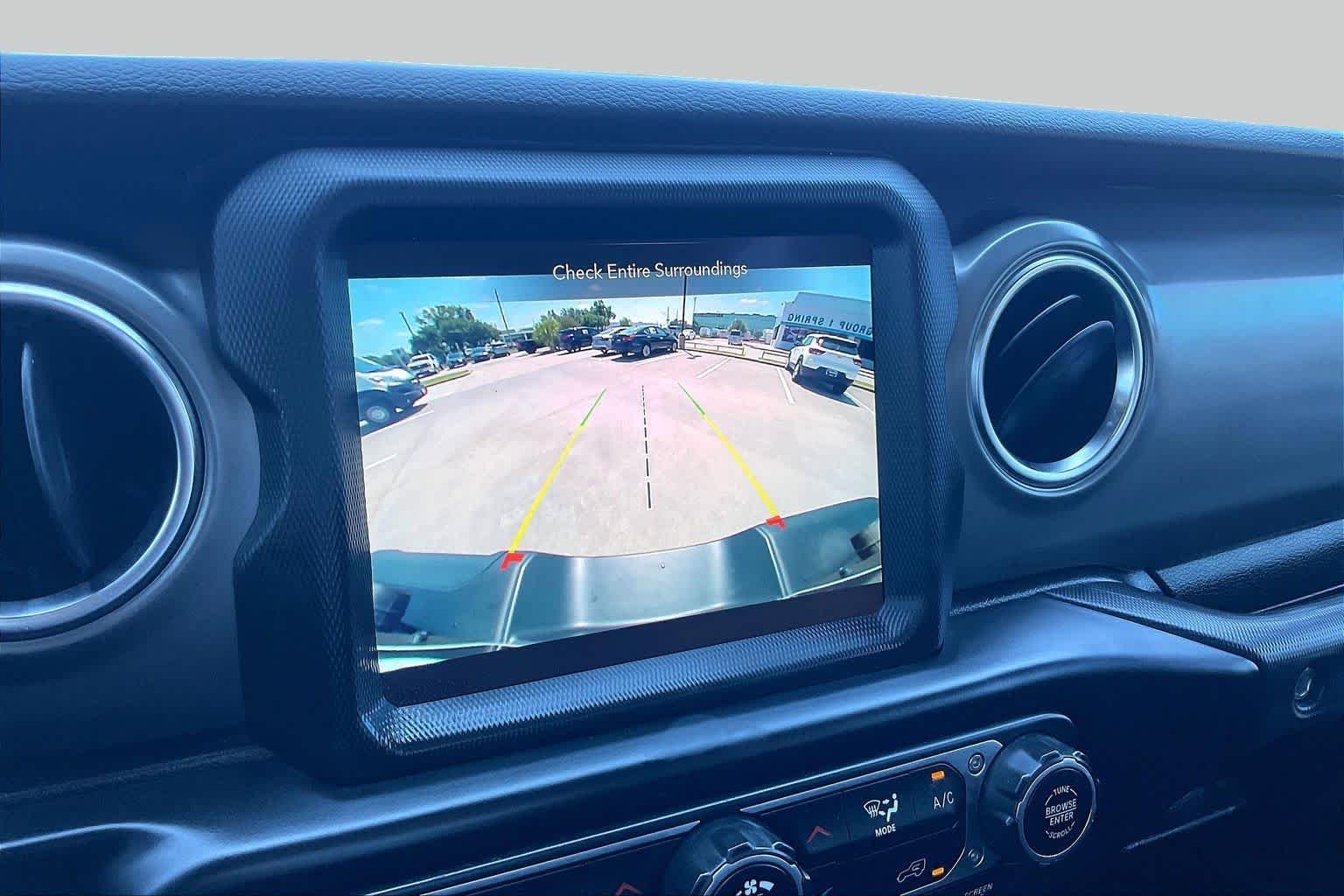 Used 2023 Hydro Blue Pearlcoat Jeep Rubicon image 28