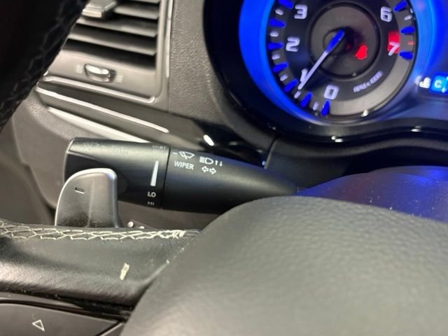 Used 2019 White Chrysler S image 22
