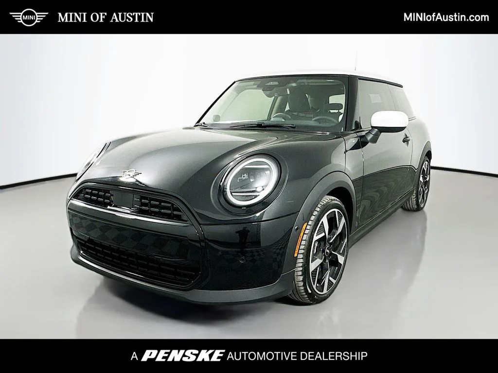 2025 MINI Hardtop Cooper's photo
