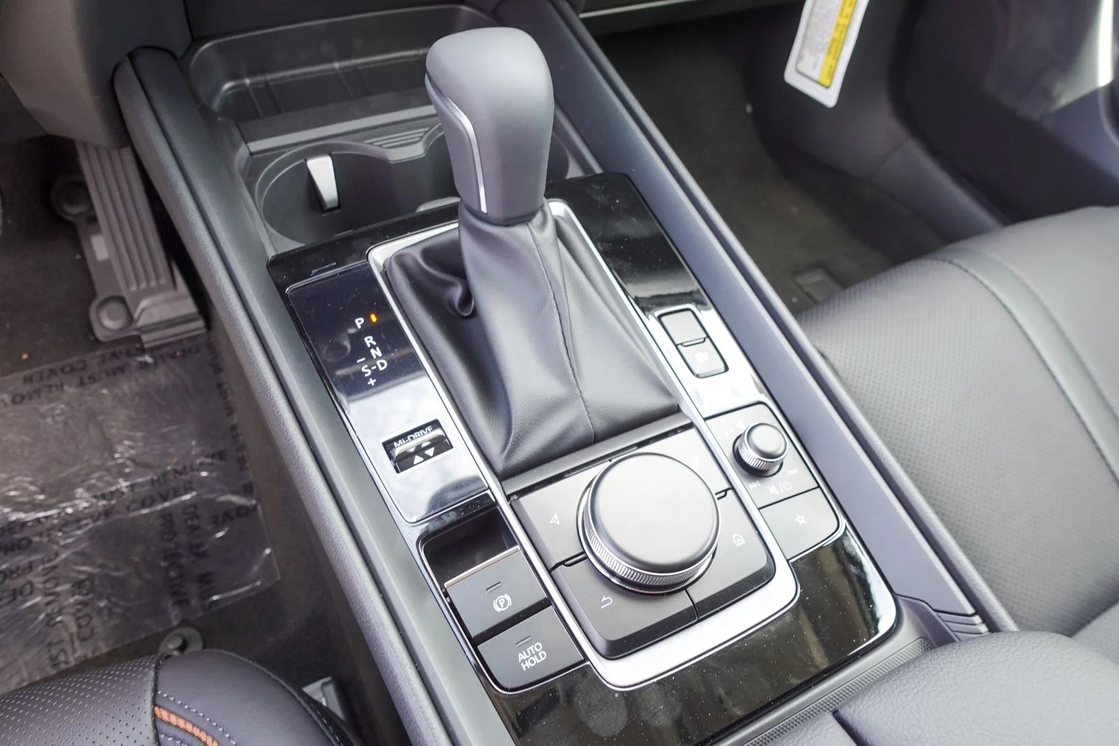 New 2026 Machine Gray Metallic Mazda Premium image 22