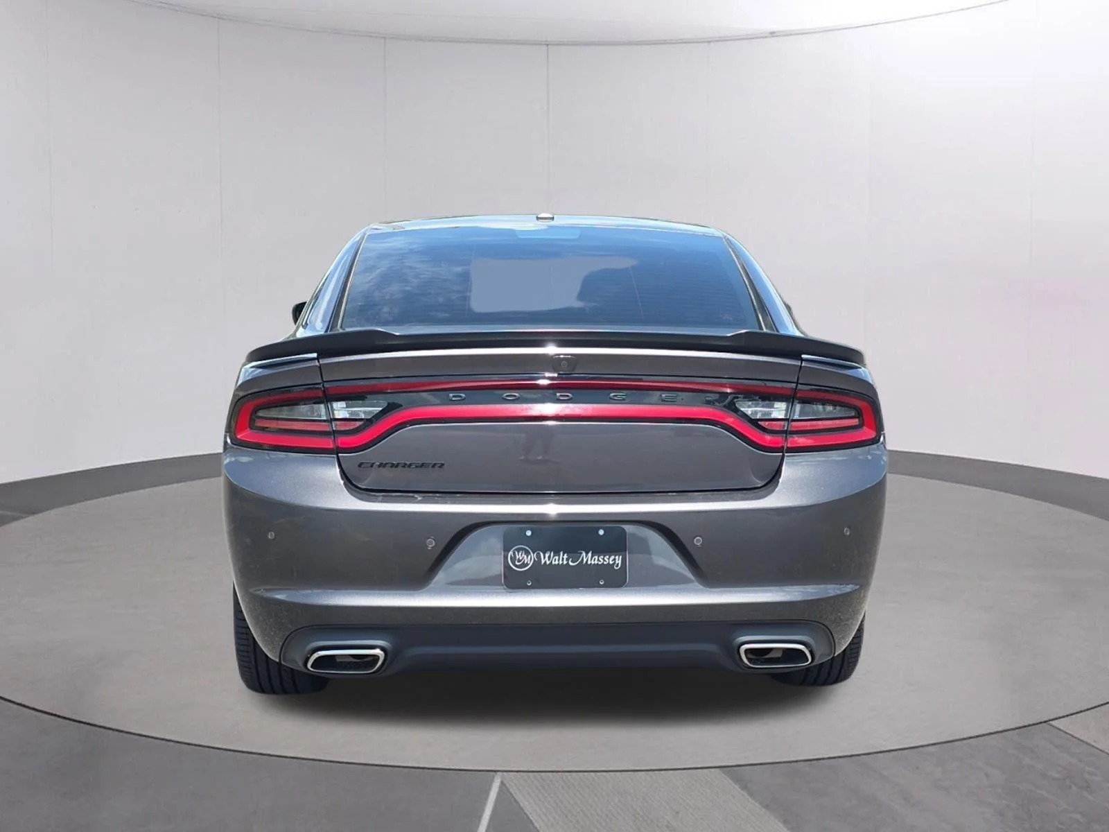 Used 2022 Granite Pearlcoat Dodge SXT image 6