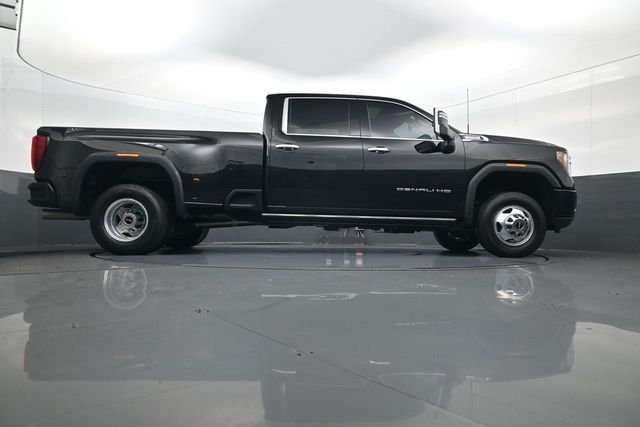 Used 2022 Black GMC Denali image 24
