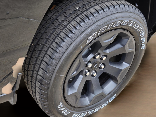 New 2026 Diamond Black Crystal Pearl-Coat Exterior Paint RAM Express image 24