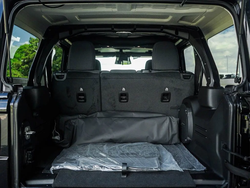 New 2026 Black Clearcoat Jeep 85th Anniversary Edition image 7