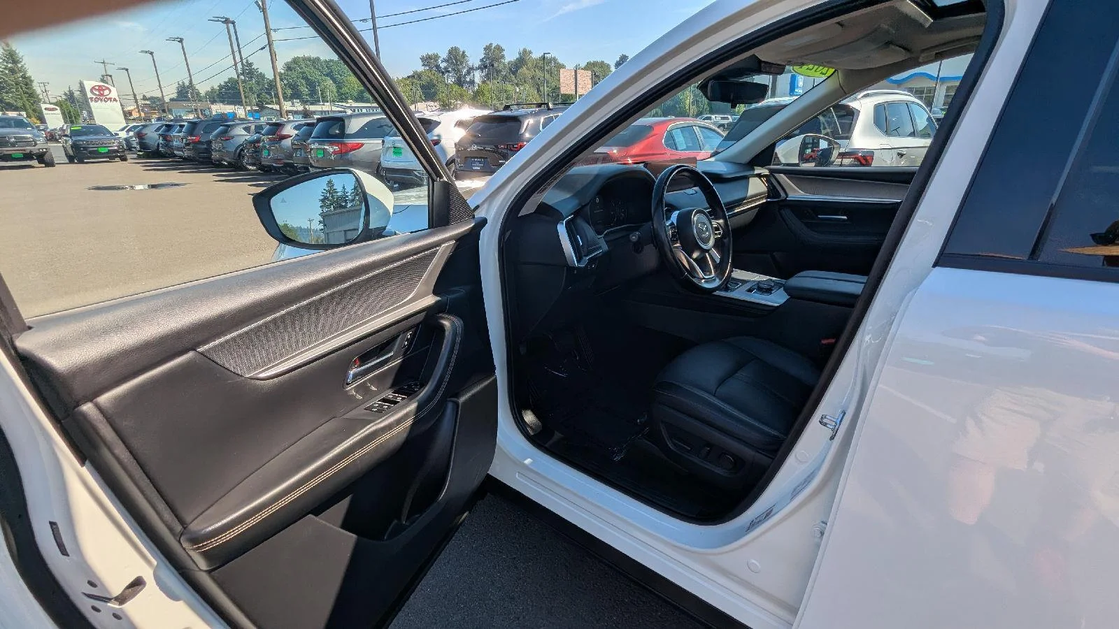 2024 Mazda CX-90 Preferred Package - Photo 18