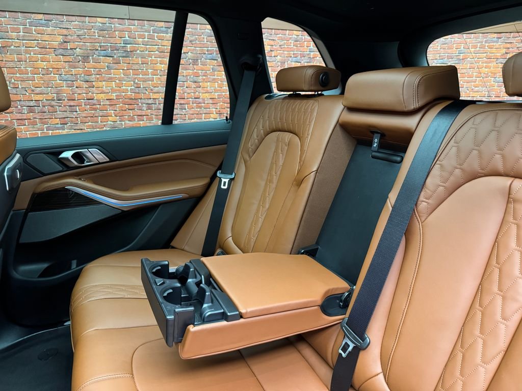New 2026 Green BMW xDrive50e image 11