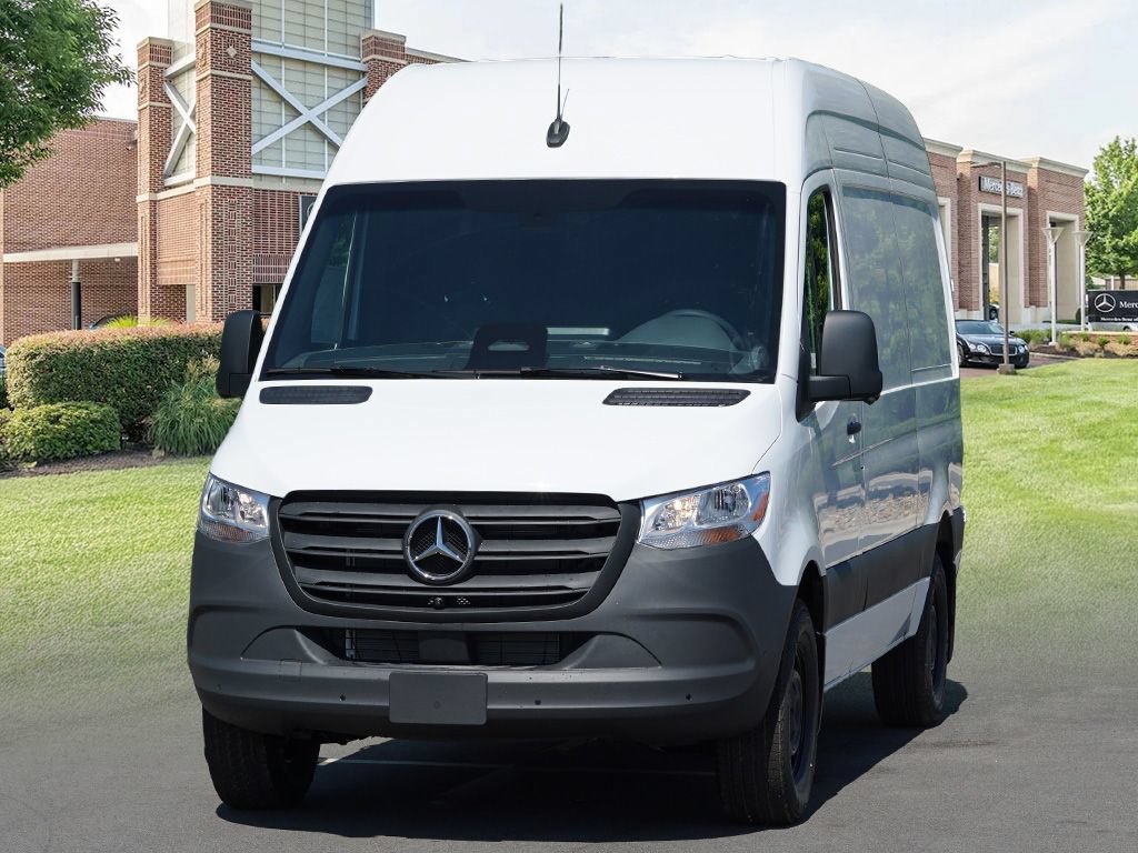 New 2026 Arctic+White Mercedes-Benz  image 34
