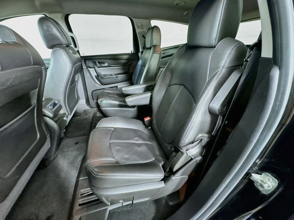 Used 2016 Black Chevrolet 2LT image 28