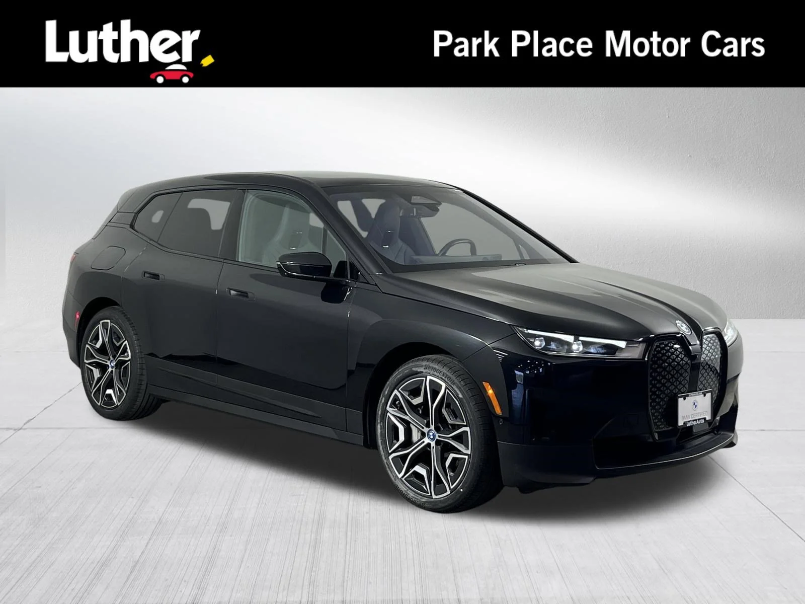 2022 BMW iX xDrive50's photo