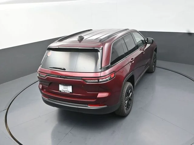 New 2026 Velvet Red Pearlcoat Jeep Altitude image 17