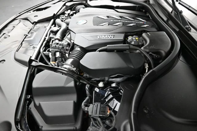 2023 BMW 5 Series M550i - Photo 22