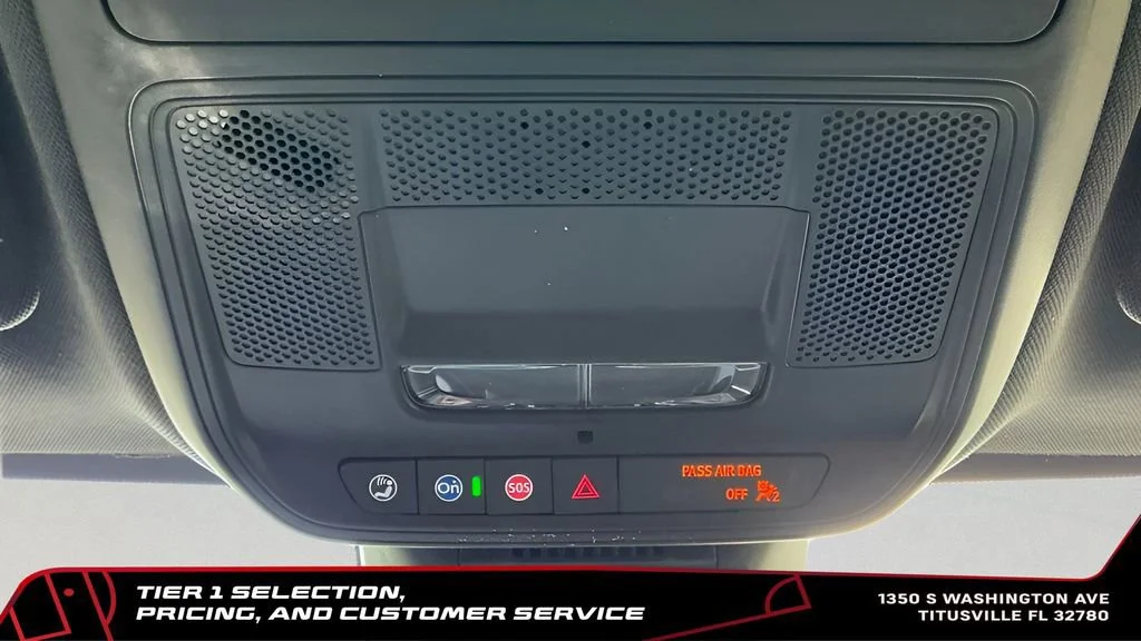 New 2026 Sterling Metallic GMC Elevation image 35