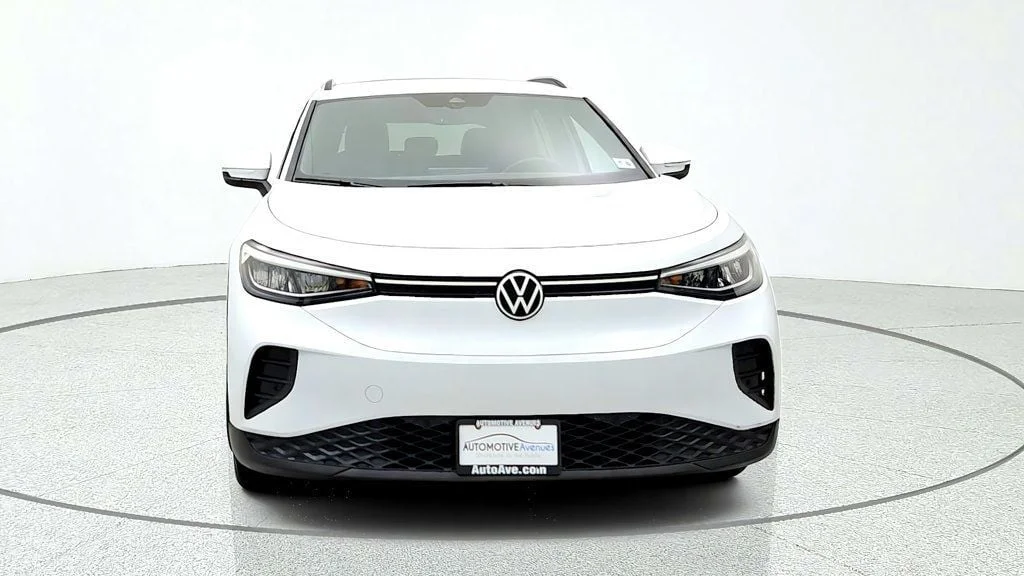 Used 2021 Glacier White Metallic Volkswagen Pro RWD image 2
