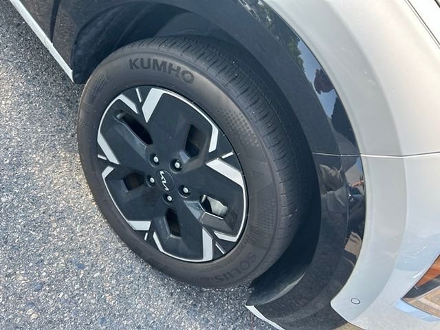 Used 2023 Kia Niro Wave with VIN KNDCT3L13P5029550 for sale in Southern Pines, NC