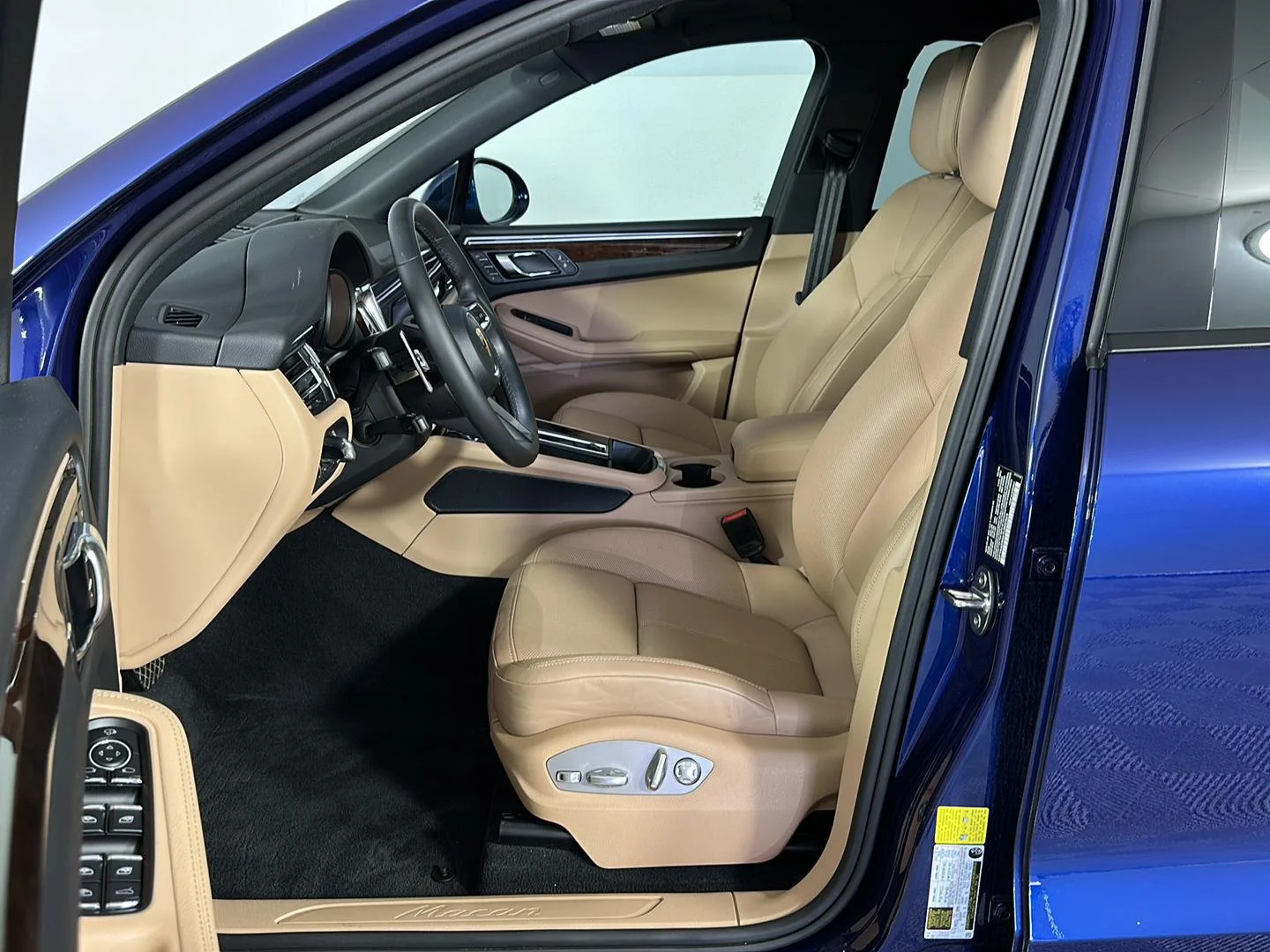 Used 2026 Gentian Blue Metallic Porsche Base image 8