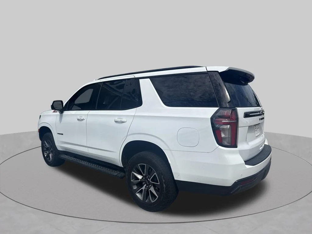 Used 2023 White Chevrolet Z71 image 5