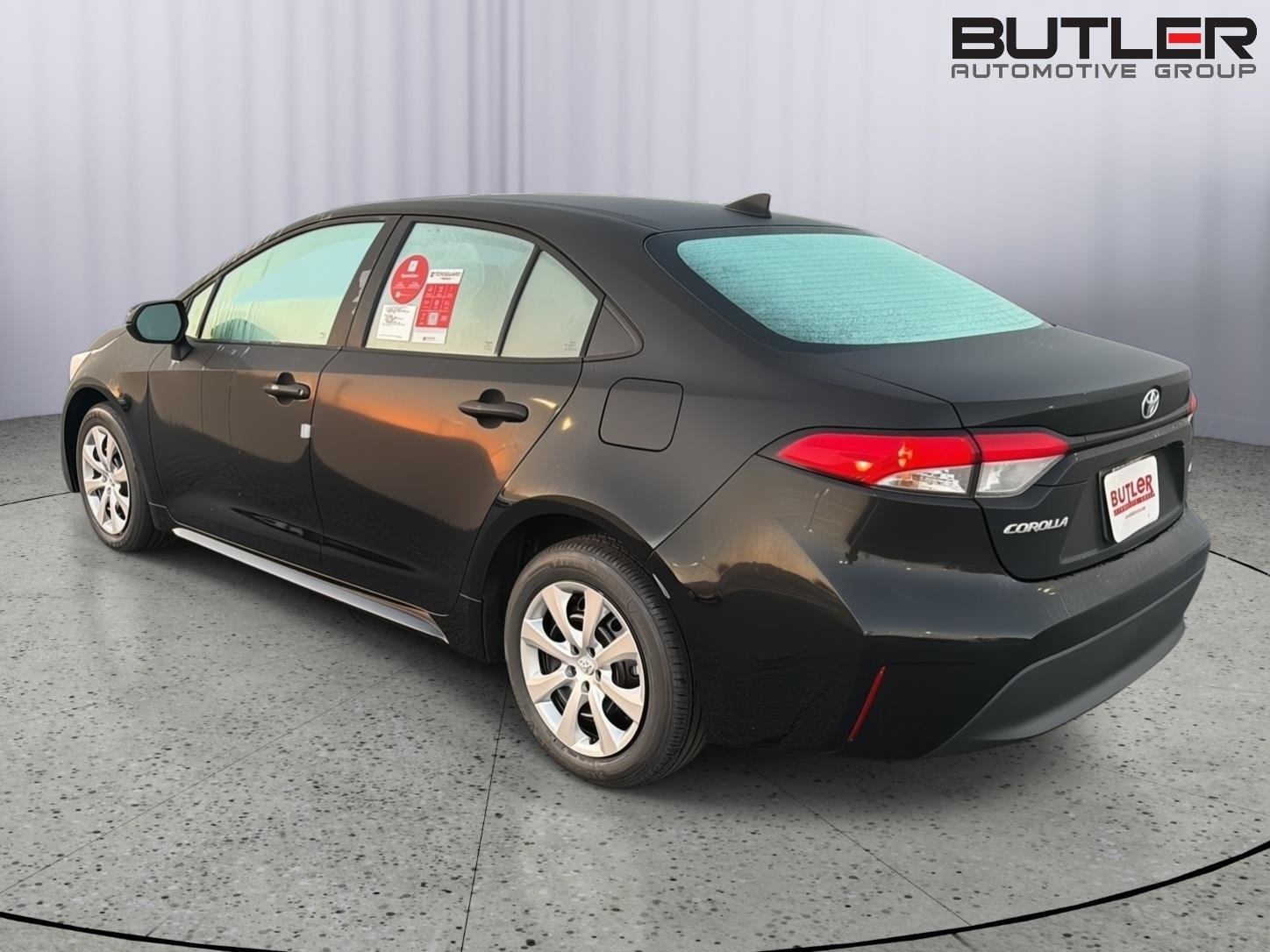 New 2027 Inked Toyota LE image 4