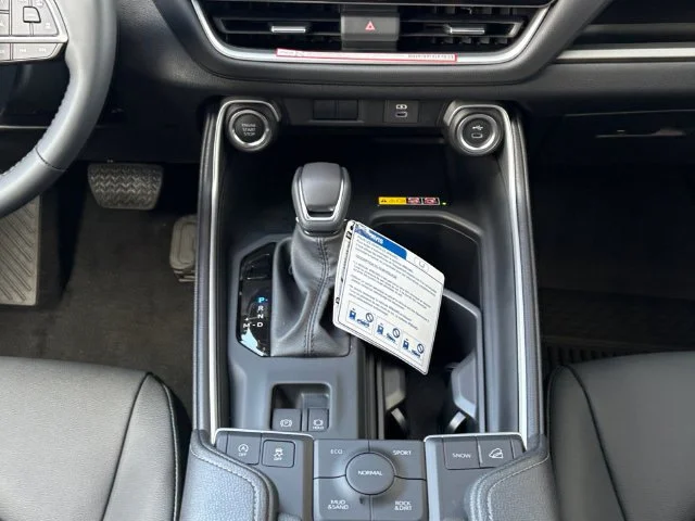 New 2026 Wind Chill Pearl <sup>1</sup> Toyota  XLE image 17