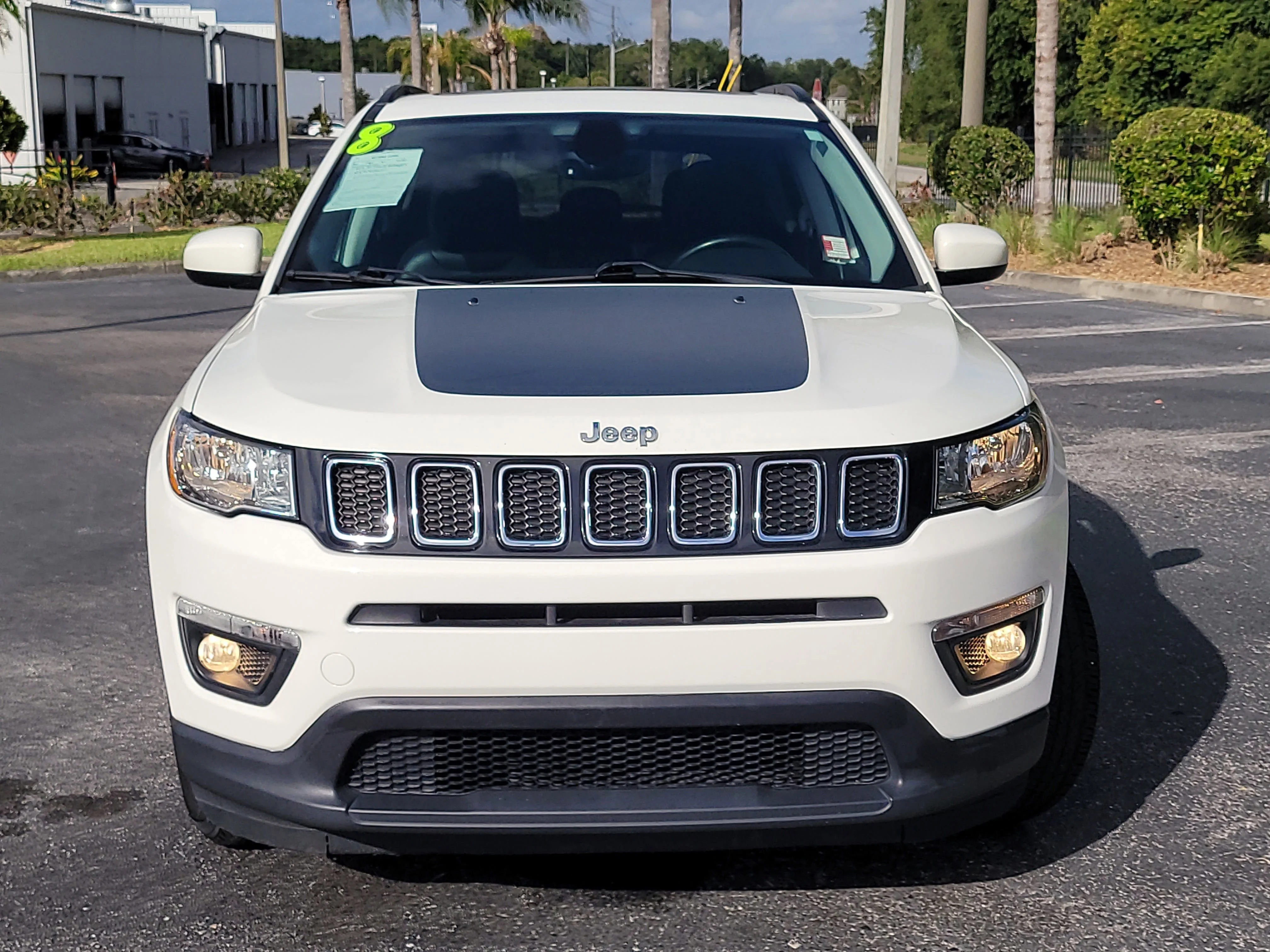 Used 2018 White Clearcoat Jeep Latitude image 11