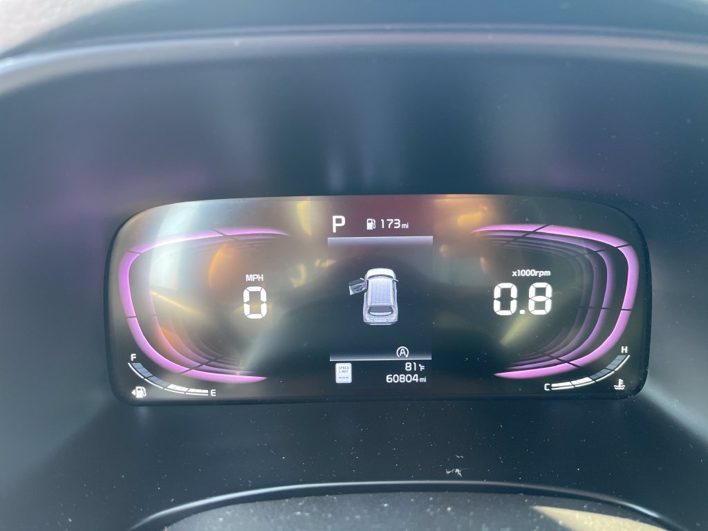 2024 Kia Soul LX - Photo 18