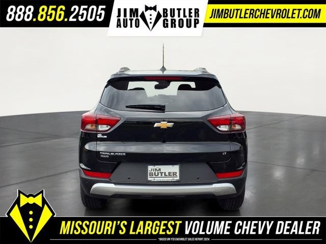 New 2026 Mosaic Black Metallic Chevrolet LT image 19