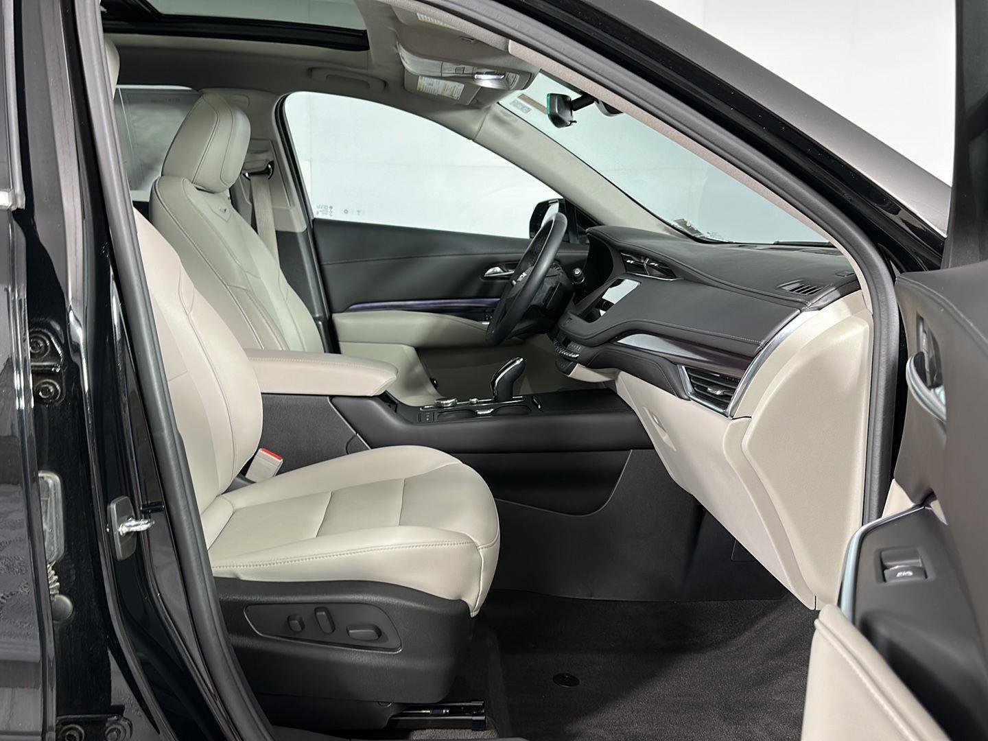Used 2022 Stellar Black Metallic Cadillac AWD Luxury image 29