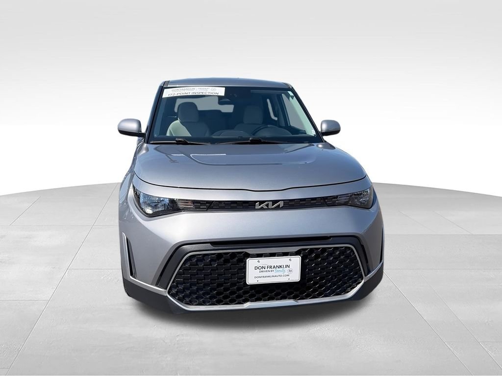 Used 2025 Gray Kia LX image 3