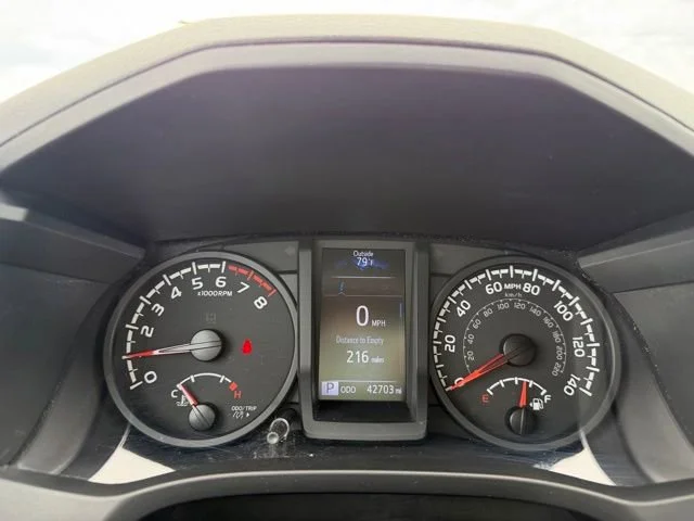 2022 Toyota Tacoma SR - Photo 14
