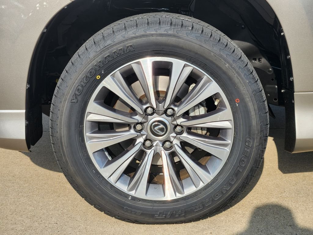 Certified Used 2023 SONIC TITANIUM Lexus 460 Luxury image 10