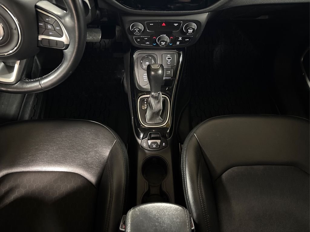Used 2020 Black Jeep Latitude image 20