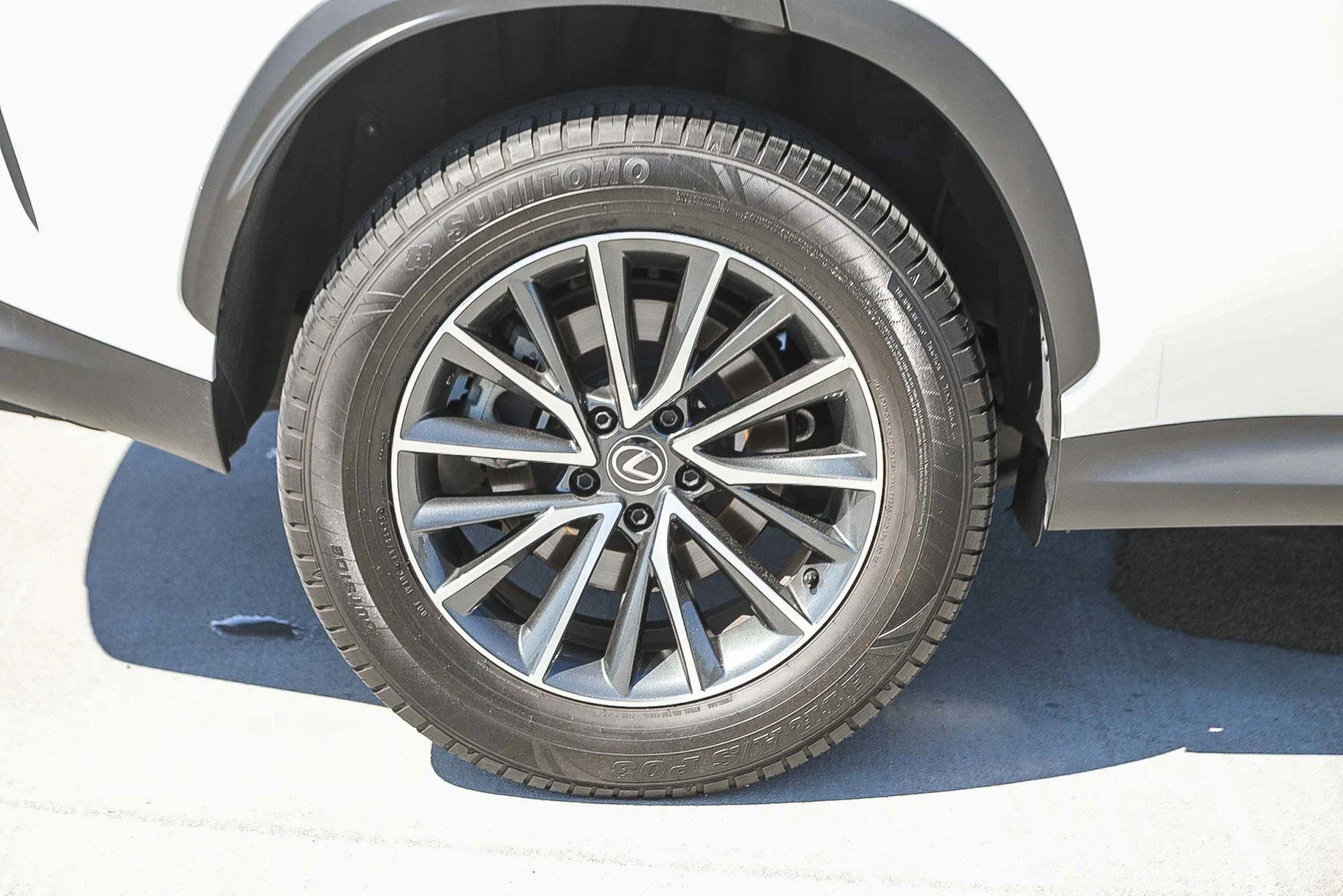 2024 Lexus NX 350 - Photo 10