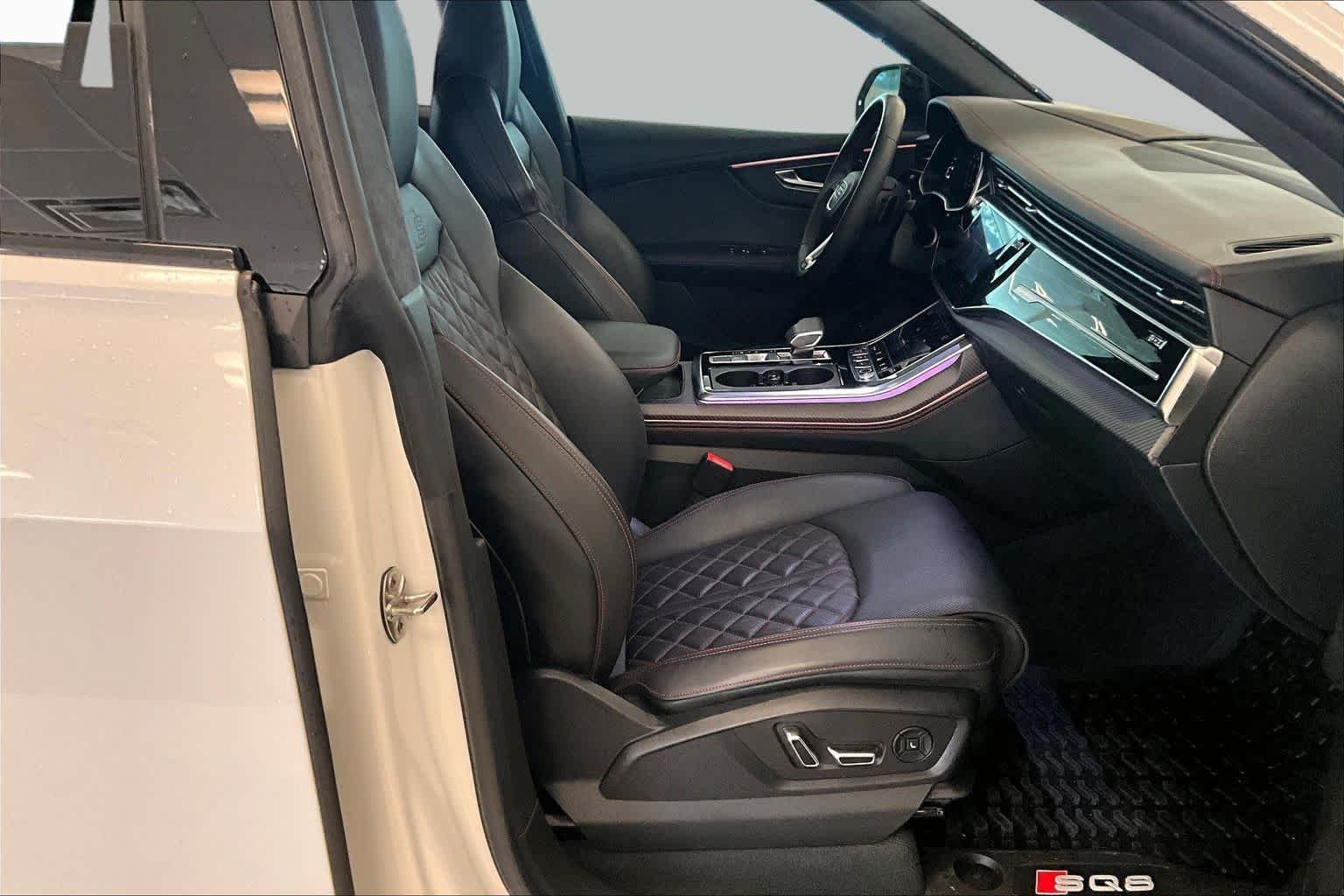 Pre-Owned 2025 Audi SQ8 Prestige