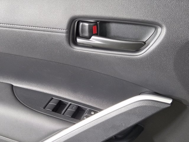 Used 2023 Silver Toyota Hybrid S image 28