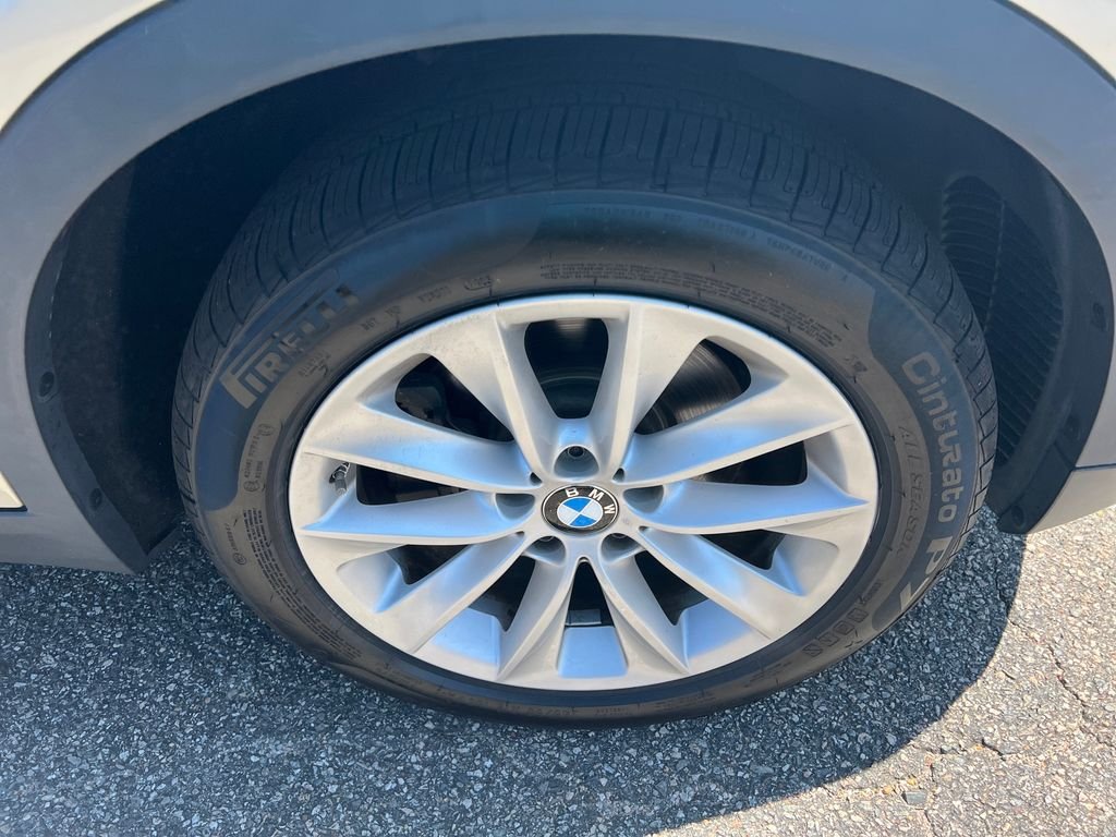 Used 2017 Silver BMW xDrive28i image 7
