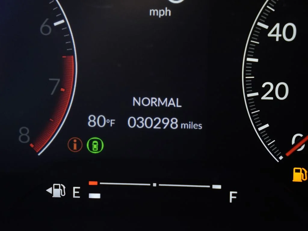 Used 2022 White Honda Si image 12