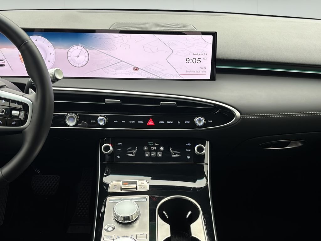 2026 GENESIS GV70 - Photo 18