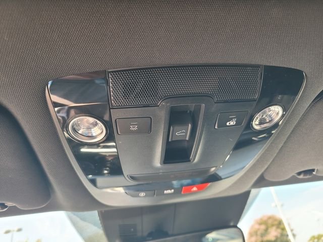 Used 2024 White Kia GT image 23