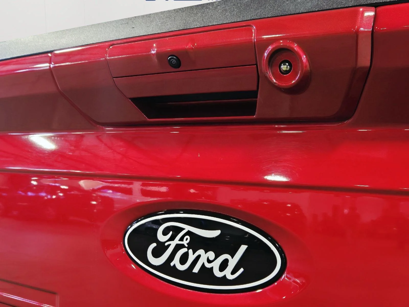 Used 2024 Rapid Red Metallic Tinted Clearcoat Ford XLT image 26
