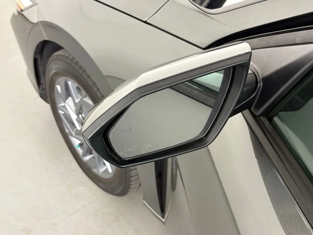 Used 2024 Gray Hyundai SEL image 13