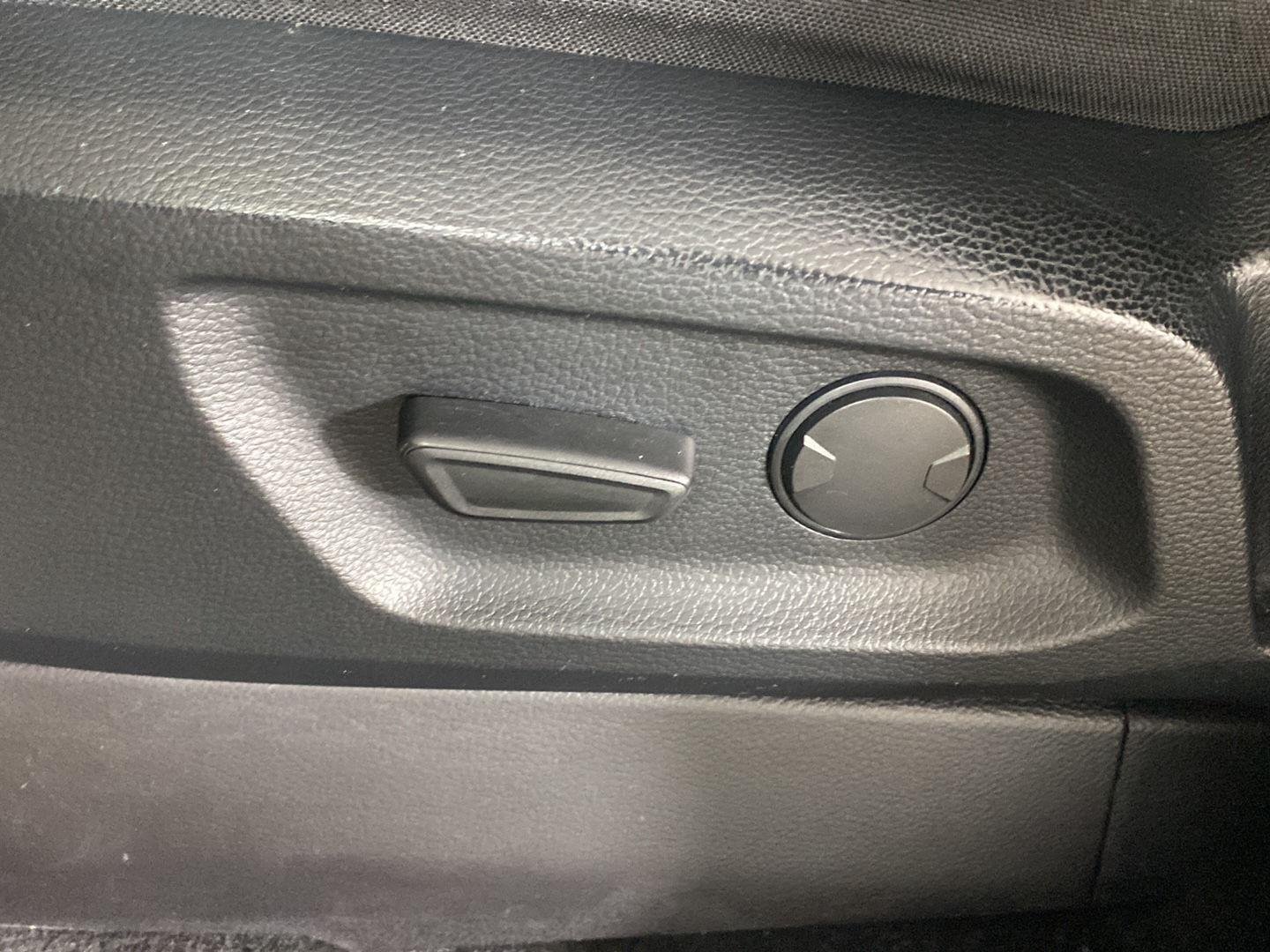 Used 2019 Magnetic Ford XLT image 23