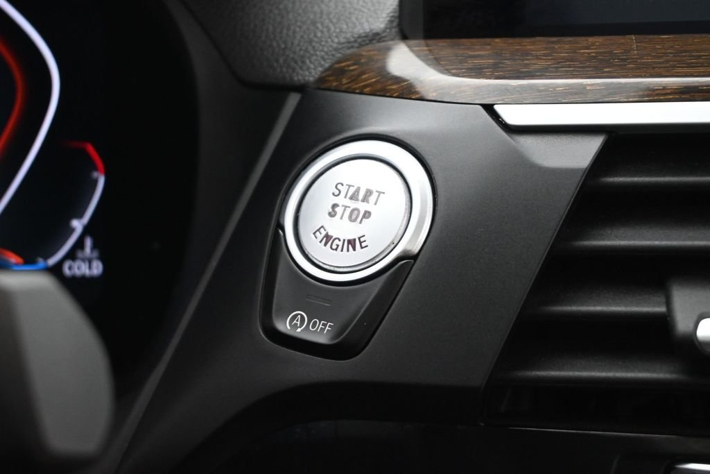 Certified Used 2020 White BMW sDrive30i image 14