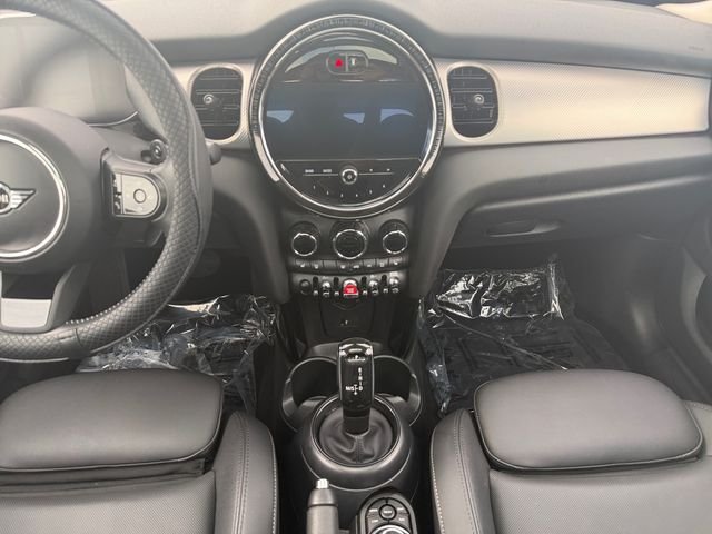 Used 2024 Black MINI Signature image 15