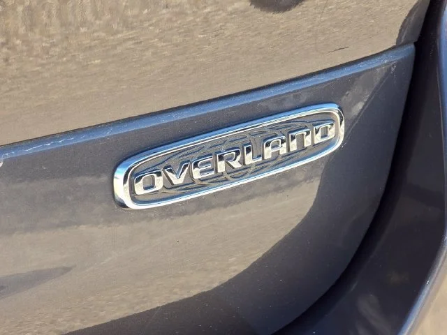 Used 2021 Baltic Gray Metallic Clearcoat Jeep Overland image 26